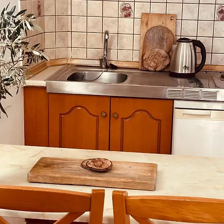 Fokia Apartment